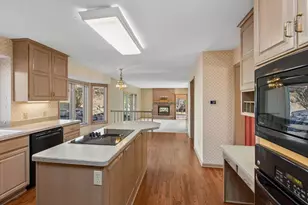 1001 Walden Ct, Burnsville, MN 55337 - Photo 26