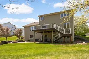 9080 Parkside Dr, Woodbury, MN 55125 - Photo 30