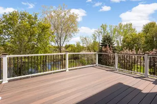 9080 Parkside Dr, Woodbury, MN 55125 - Photo 10