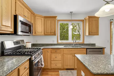 9080 Parkside Drive, Woodbury, MN 55125 - Photo 8