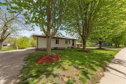 913 Western Avenue NW, Faribault, MN 55021 - Photo 6