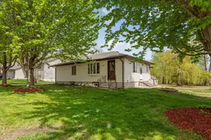 913 Western Ave NW, Faribault, MN 55021 - Photo 8