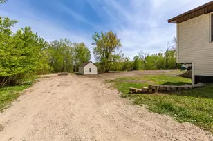 913 Western Ave NW, Faribault, MN 55021 - Photo 12