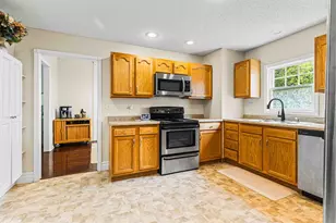 205 S 14th Street S, Fargo,  58103 - Photo 24