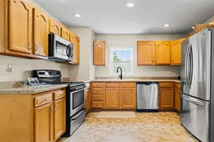 205 S 14th Street S, Fargo,  58103 - Photo 22