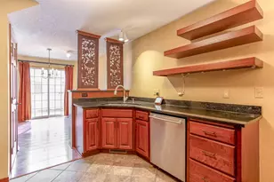 1043 Lovell Ln S, Roseville, MN 55113 - Photo 8
