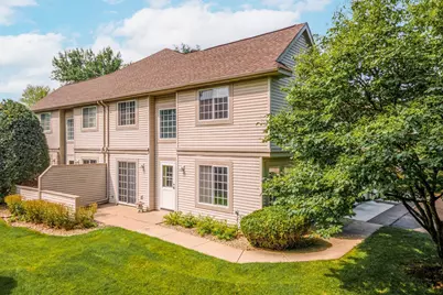 1043 Lovell Lane S, Roseville, MN 55113 - Photo 2