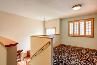1043 Lovell Lane S, Roseville, MN 55113 - Photo 12