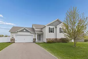 1086 Foede Cir, Montrose, MN 55363 - Photo 2