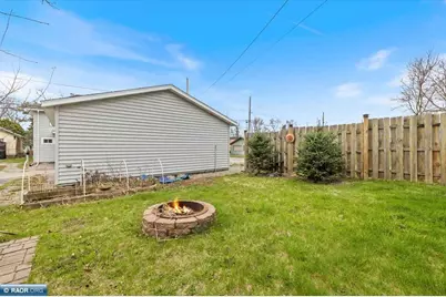 520 15th Street N, Virginia, MN 55792 - Photo 6