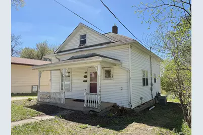 374 6th Avenue SE, Valley City, ND 58072 - Photo 2