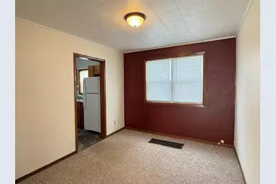 374 6th Avenue SE, Valley City, ND 58072 - Photo 10
