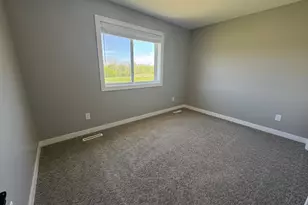 168 Stonelake Dr SE, Rochester, MN 55904 - Photo 10