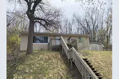 622 Valley Avenue SE, Valley City, ND 58072 - Photo 1