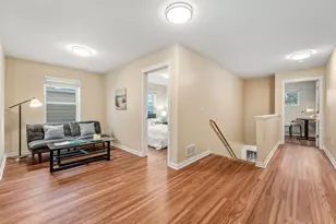 1360 Winthrop St N, Saint Paul, MN 55119 - Photo 8