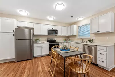 1360 Winthrop Street N #2, Saint Paul, MN 55119 - Photo 4