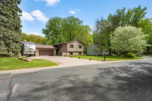 2850 Pheasant Cir, Mound, MN 55364 - Photo 2
