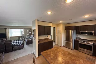 1305 14th Ave N, Wahpeton,  58075 - Photo 8