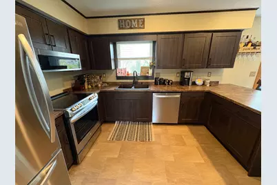 1305 14th Avenue N, Wahpeton,  58075 - Photo 6