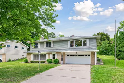 88 Battle Creek Place, Saint Paul, MN 55119 - Photo 2