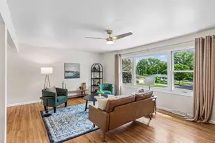 88 Battle Creek Pl, Saint Paul, MN 55119 - Photo 6