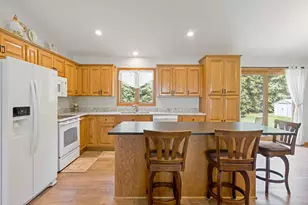 605 Turner Dr, Henderson, MN 56044 - Photo 4