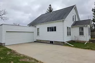 516 4th St SE, Deer River, MN 56636 - Photo 4