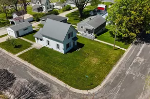717 Elizabeth St SE, Preston, MN 55965 - Photo 2
