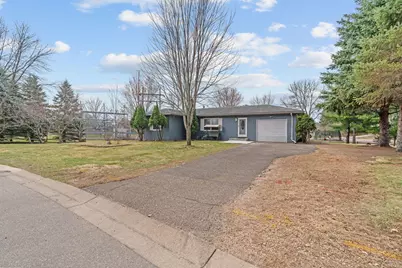 811 Page Street SW, Isanti, MN 55040 - Photo 1