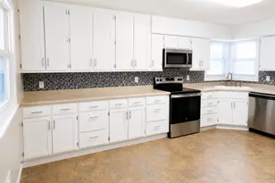 1820 Oak St, Hastings, MN 55033 - Photo 4