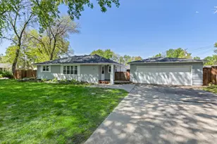 1820 Oak St, Hastings, MN 55033 - Photo 2