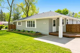 1820 Oak St, Hastings, MN 55033 - Photo 2