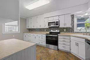 1820 Oak St, Hastings, MN 55033 - Photo 14