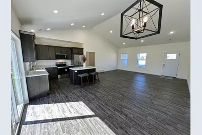 706 11th Street NW, Perham, MN 56573 - Photo 12