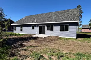 706 11th St NW, Perham, MN 56573 - Photo 2