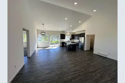 706 11th Street NW, Perham, MN 56573 - Photo 12