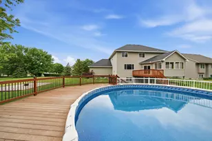 1693 Windsor Dr S, Shakopee, MN 55379 - Photo 54