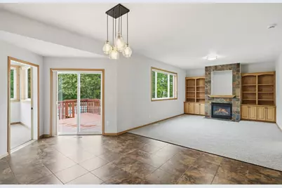 1693 Windsor Drive S, Shakopee, MN 55379 - Photo 16