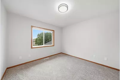 1693 Windsor Drive S, Shakopee, MN 55379 - Photo 26