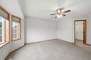 1693 Windsor Dr S, Shakopee, MN 55379 - Photo 32