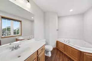 1693 Windsor Dr S, Shakopee, MN 55379 - Photo 34