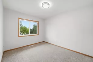 1693 Windsor Dr S, Shakopee, MN 55379 - Photo 34