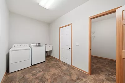1693 Windsor Drive S, Shakopee, MN 55379 - Photo 28