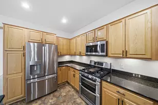 1693 Windsor Dr S, Shakopee, MN 55379 - Photo 4