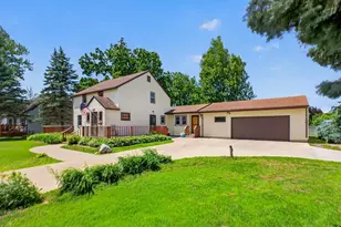 2209 6th St NW, Austin, MN 55912 - Photo 1