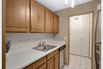 179 Little Canada Road E #327, Little Canada, MN 55117 - Photo 8