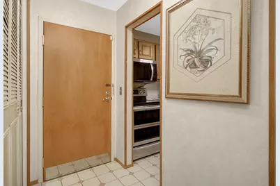 179 Little Canada Road E #327, Little Canada, MN 55117 - Photo 10