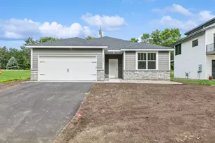 1663 39th St S, Saint Cloud, MN 56301 - Photo 1