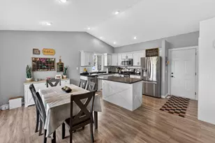 751 Morrison Ave S, Annandale, MN 55302 - Photo 4
