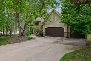 9001 Springwood Dr, Woodbury, MN 55125 - Photo 58